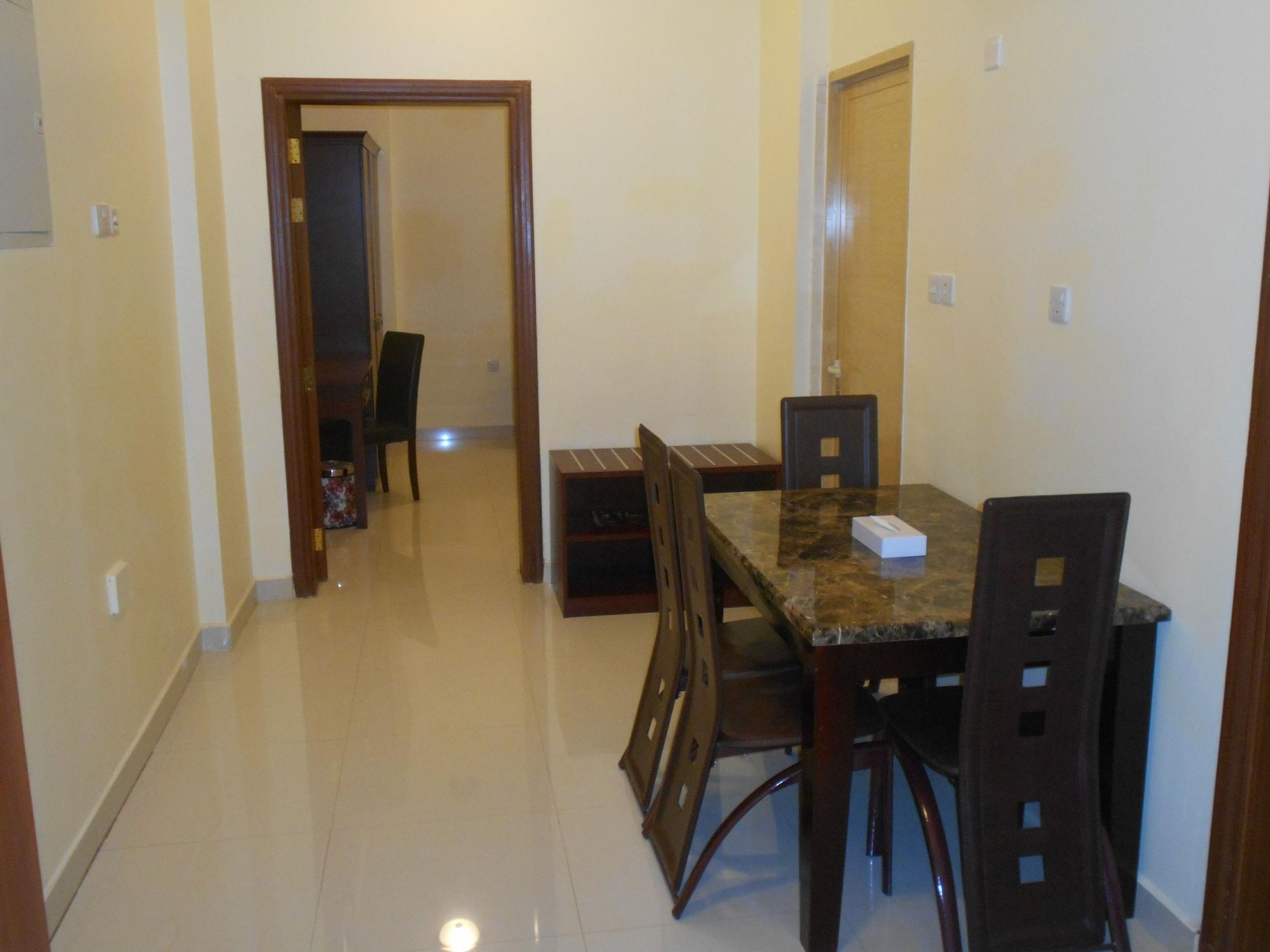 Nizwa Hotel Apartments מראה חיצוני תמונה
