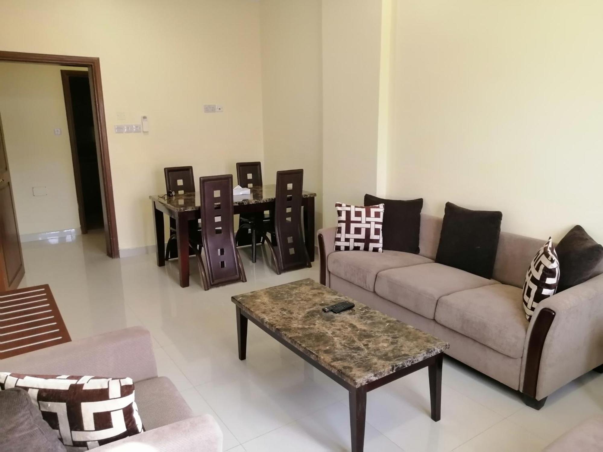 Nizwa Hotel Apartments מראה חיצוני תמונה
