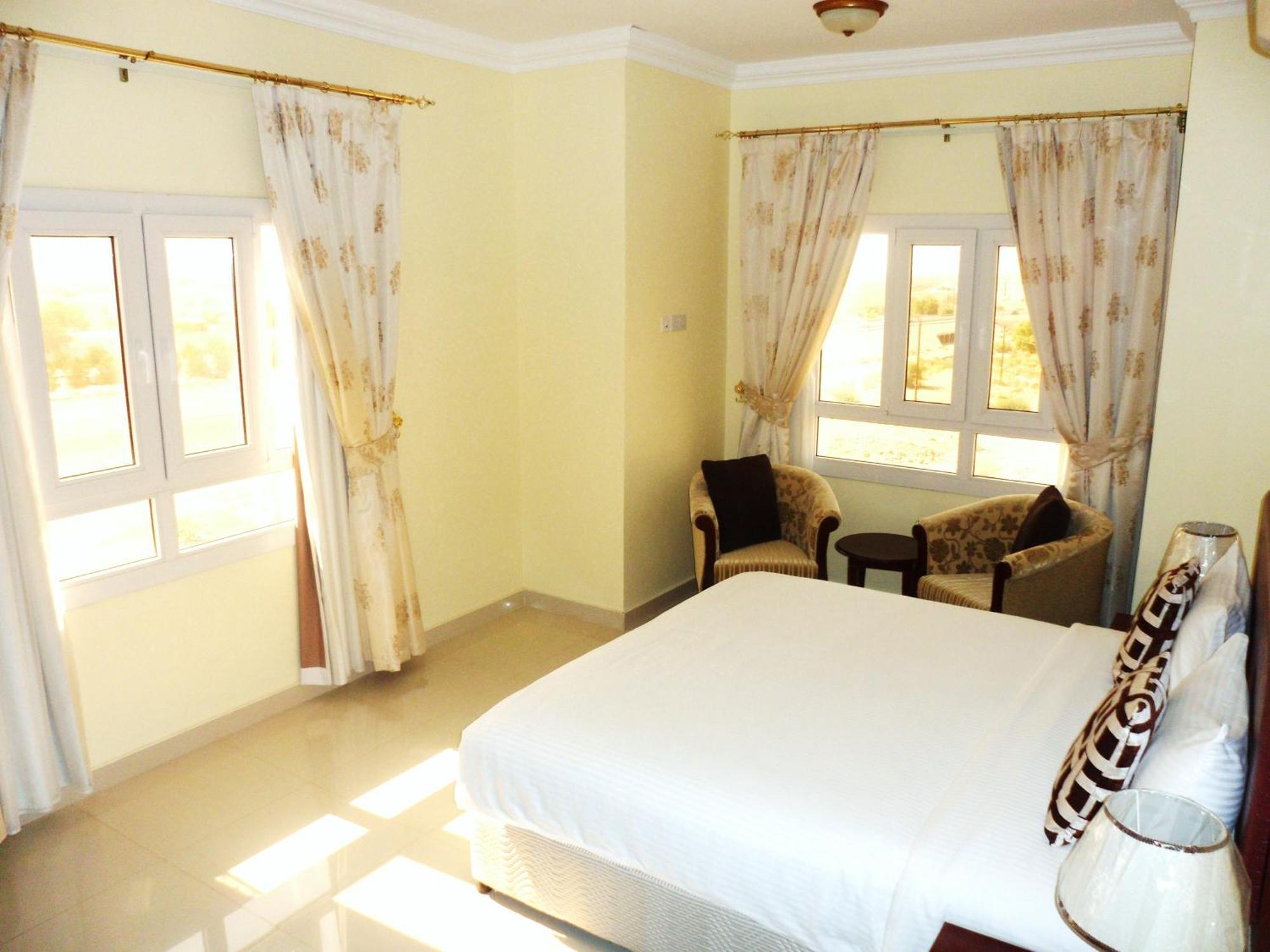 Nizwa Hotel Apartments מראה חיצוני תמונה