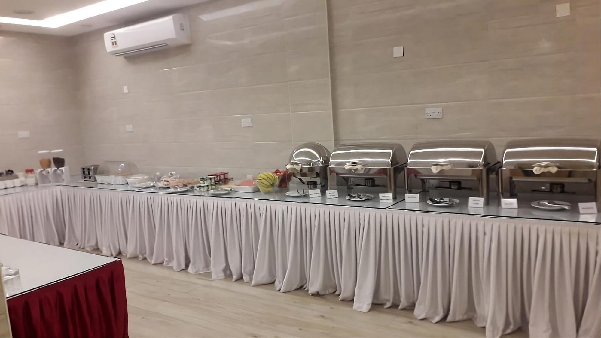 Nizwa Hotel Apartments מראה חיצוני תמונה